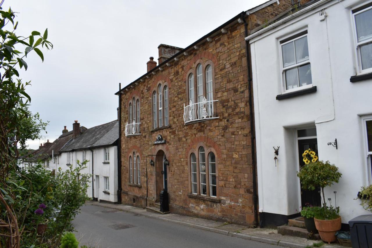 Vila The Old Police Station Hatherleigh Exteriér fotografie